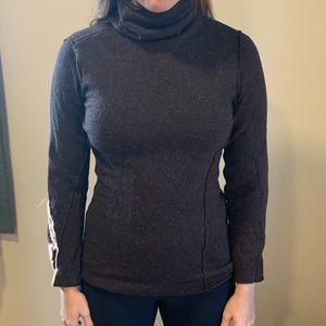 Italian yarn turtleneck sweater